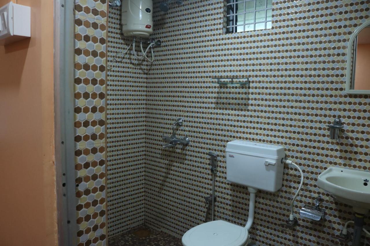Fatima'S Place Vagator Bagian luar foto