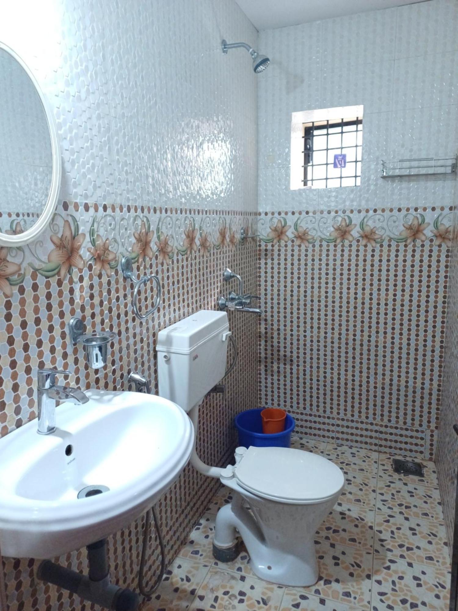 Fatima'S Place Vagator Bagian luar foto